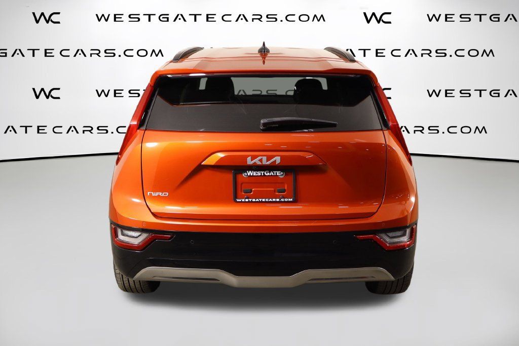 Used 2023 Kia Niro Wave FWD image 4