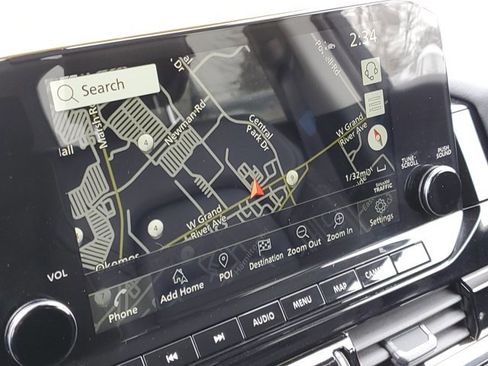 Certified 2025 Nissan Pathfinder SL image 15