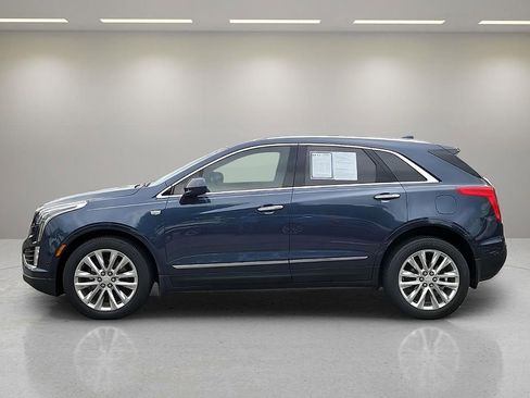Used 2019 Cadillac XT5 Platinum AWD/4WD image 3