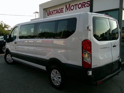 Used 2023 Ford Transit 350 XLT RWD image 7