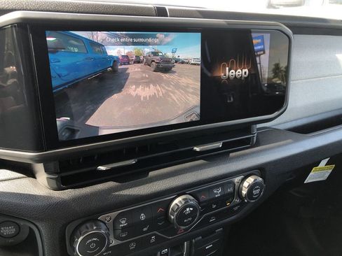 New 2026 Jeep Gladiator Sport AWD/4WD image 20