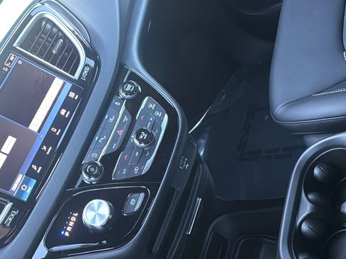 New 2026 Chrysler Voyager LX image 26