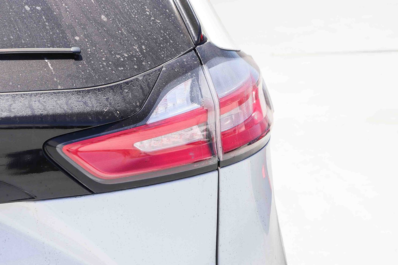 Used 2022 Ford Edge ST-Line AWD/4WD image 7