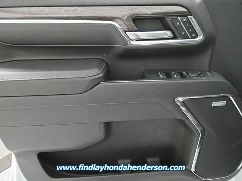 Used 2024 Chevrolet Silverado 2500 LTZ w/ LTZ Plus Package image 16