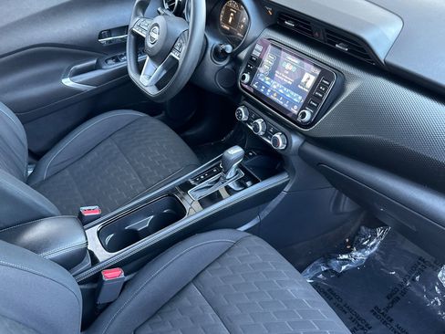 Used 2023 Nissan Kicks SV image 17