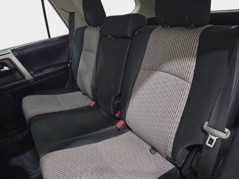 Used 2014 Toyota 4Runner SR5 AWD/4WD image 16