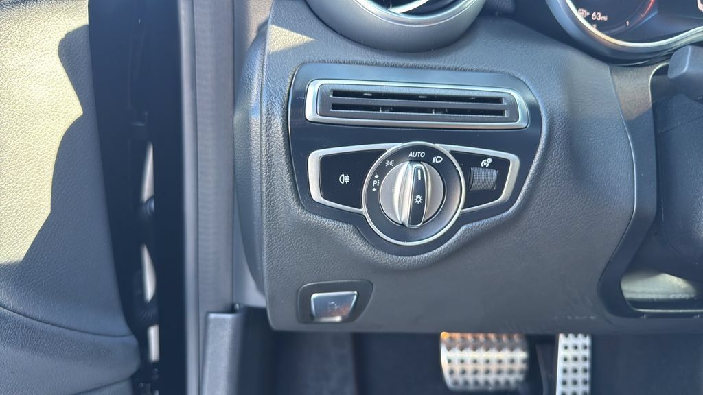 Used 2023 Mercedes-Benz C 300 Cabriolet image 36