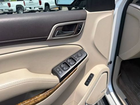 Used 2016 GMC Yukon XL Denali w/ Open Road Package AWD/4WD image 42