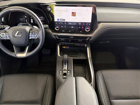 Certified 2026 Lexus TX 350 AWD w/ Technology Package image 17