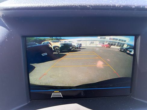 Used 2019 GMC Terrain SLE w/ Driver Convenience Package AWD/4WD image 20