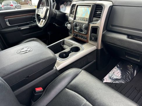 Used 2018 RAM 1500 Laramie w/ Convenience Group image 14