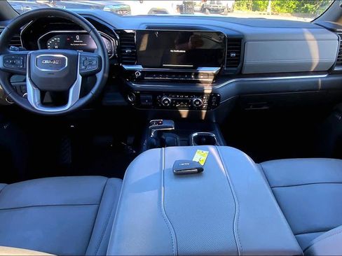 Used 2025 GMC Sierra 1500 SLT w/ SLT Premium Plus Package image 15