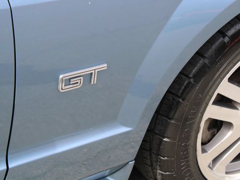 Used 2006 Ford Mustang GT RWD image 26