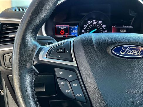 Used 2015 Ford Edge Sport image 21