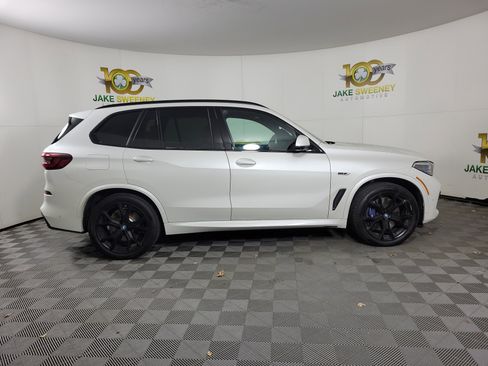 Certified 2023 BMW X5 xDrive45e w/ Executive Package image 4