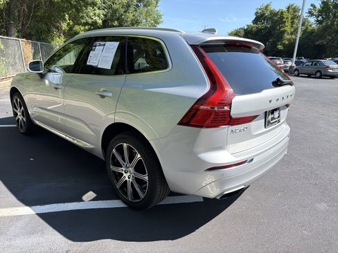 Certified 2021 Volvo XC60 T6 Inscription w/ Advanced Package AWD/4WD image 42