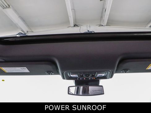 Used 2023 GMC Sierra 1500 AT4 w/ AT4 Premium Package image 23