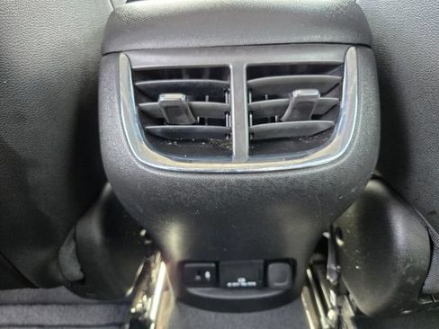 Used 2024 Chevrolet Malibu LT FWD image 16