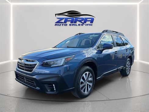 Used 2020 Subaru Outback Premium w/ Popular Package #1 AWD/4WD image 3
