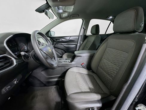 Used 2018 Chevrolet Equinox LT image 13