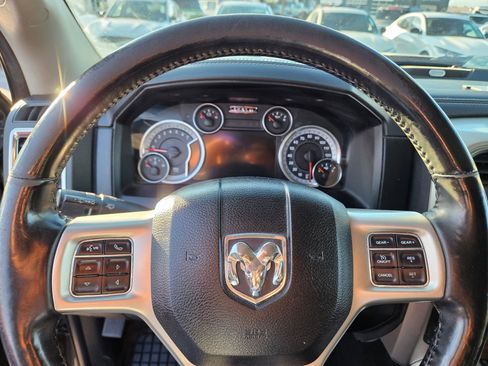 Used 2014 RAM 1500 Laramie w/ Convenience Group AWD/4WD image 35