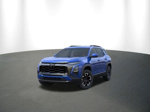 New 2025 Chevrolet Equinox ACTIV w/ Convenience Package III AWD/4WD image 11