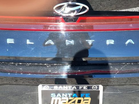 Used 2023 Hyundai Elantra SEL w/ Convenience Package image 28