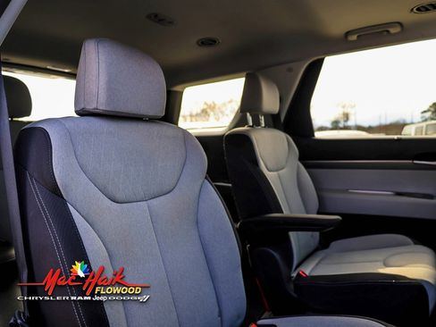 Used 2022 Hyundai Palisade Limited image 8