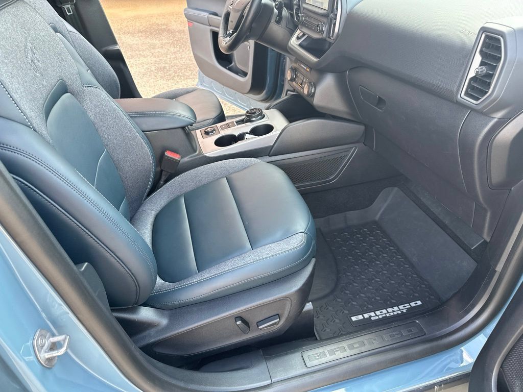Used 2023 Ford Bronco Sport Outer Banks w/ Tech Package AWD/4WD image 19
