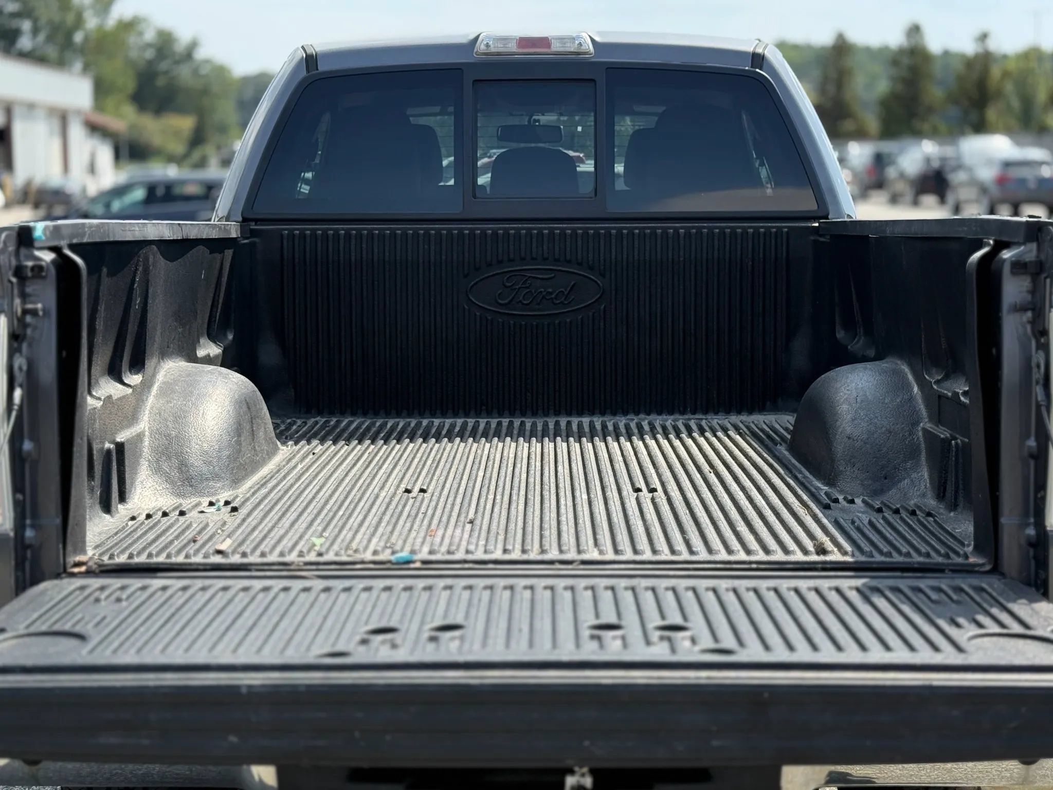 Used 2011 Ford F150 XLT w/ XLT Chrome Pkg AWD/4WD image 26
