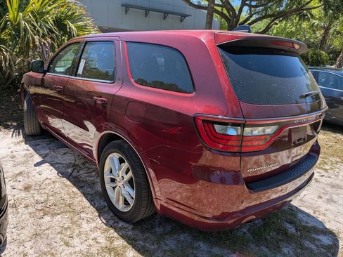 Used 2023 Dodge Durango GT RWD image 3
