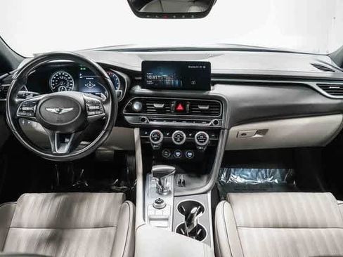 Used 2023 Genesis G70 3.3T image 12