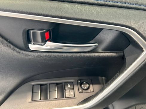 Used 2019 Toyota RAV4 XSE w/ All Weather Liner Package AWD/4WD image 9