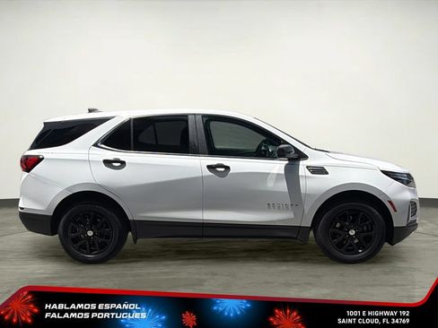 Used 2024 Chevrolet Equinox LT FWD image 7