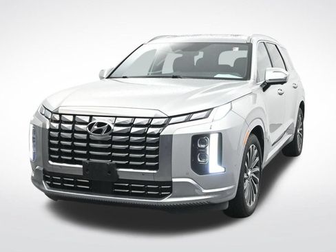 Used 2024 Hyundai Palisade Calligraphy AWD/4WD image 2