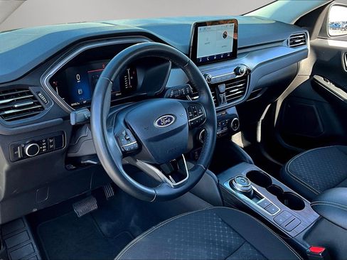 Used 2024 Ford Escape Active image 17