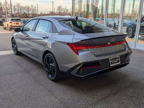 New 2026 Hyundai Elantra SEL Sport image 3