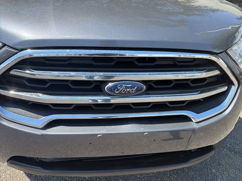 Used 2019 Ford EcoSport SE image 9