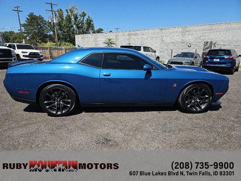 Used 2021 Dodge Challenger R/T Scat Pack w/ Plus Package image 8