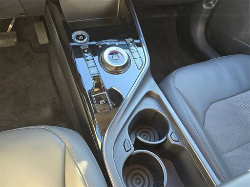 Used 2024 Kia Niro Wind w/ Wind Preserve Package image 24