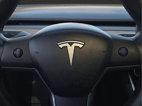 Used 2018 Tesla Model 3 Long Range AWD/4WD image 19