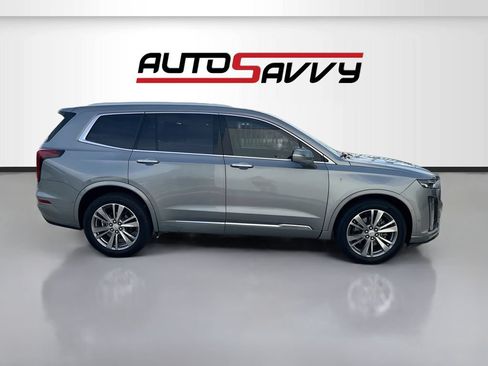Used 2024 Cadillac XT6 Premium Luxury w/ Technology Package FWD image 8