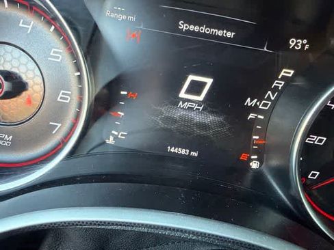 Used 2017 Dodge Charger SXT w/ AWD Plus Group image 9