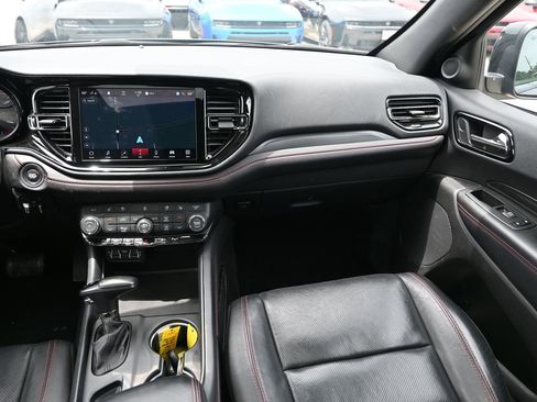 Used 2024 Dodge Durango GT RWD image 24