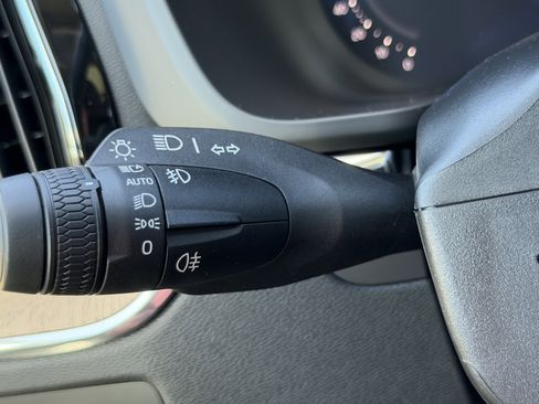 New 2026 Volvo XC60 B5 Core w/ Protection Package image 27