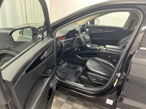 Certified 2022 Lincoln Nautilus Reserve AWD/4WD image 12