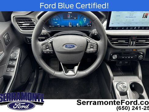 Certified 2025 Ford Escape SE w/ PHEV Premium Package FWD image 17