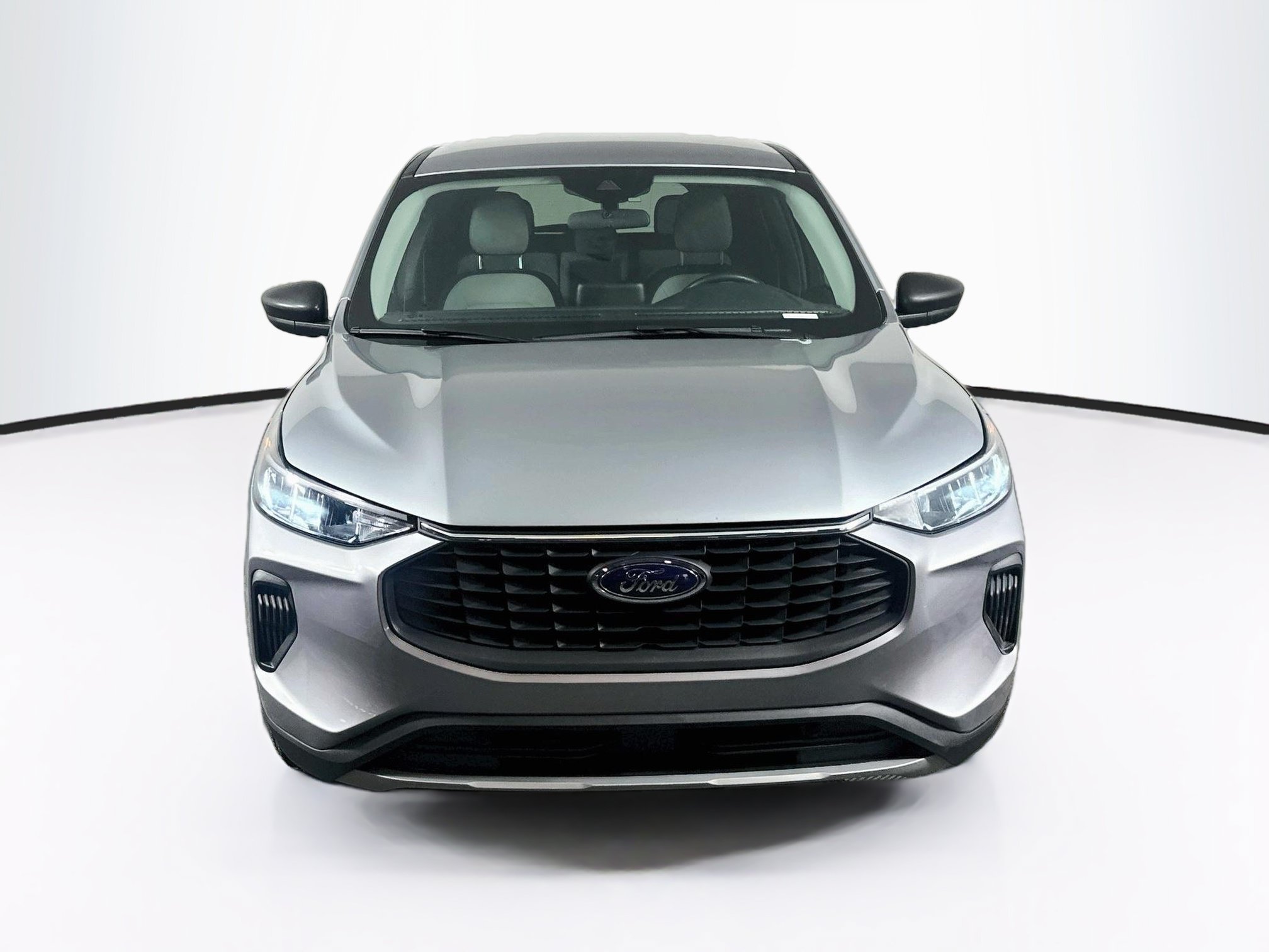 Used 2024 Ford Escape Active w/ Cold Weather Package FWD image 2