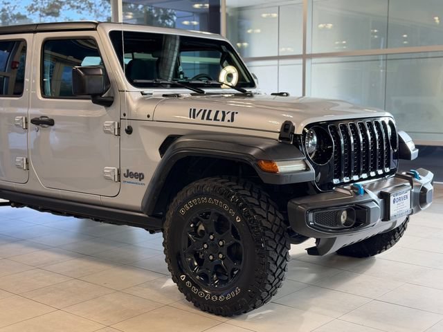 Used 2023 Jeep Wrangler Unlimited w/ Cold Weather Group AWD/4WD image 5