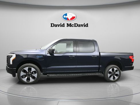 Used 2025 Ford F150 Lightning Platinum image 5